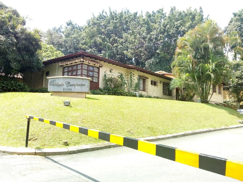 Hotel Poblado Campestre Medellín Exterior foto