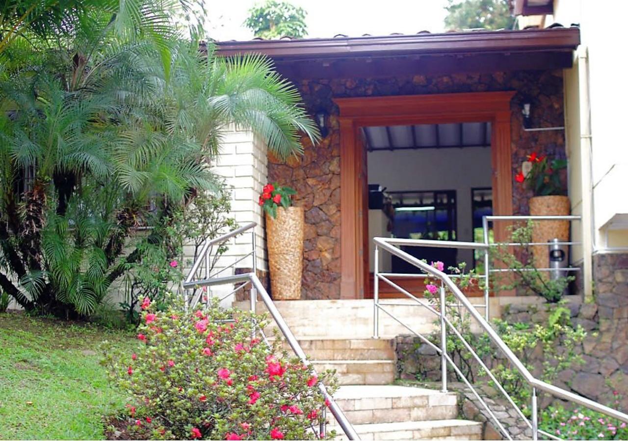 Hotel Poblado Campestre Medellín Exterior foto